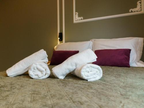 ernest suites psiri