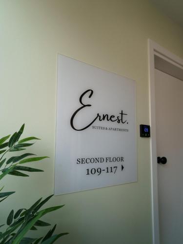 ernest suites psiri