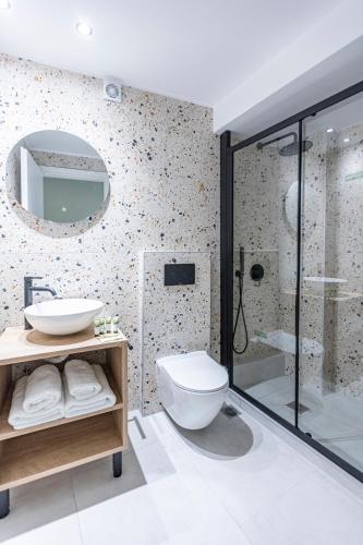ernest suites psiri