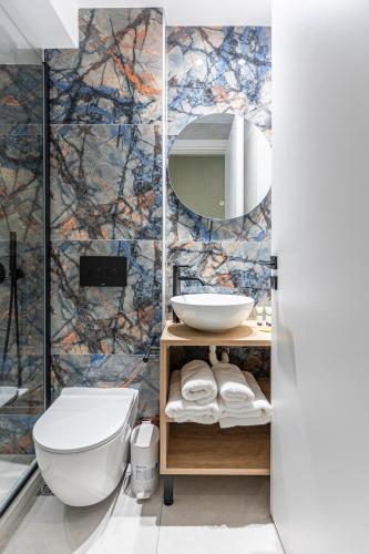 ernest suites psiri