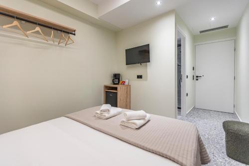ernest suites psiri