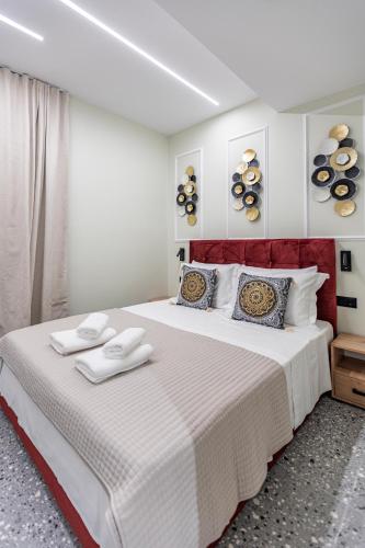 ernest suites psiri