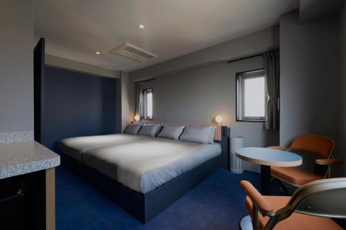 base layer hotel fukuoka