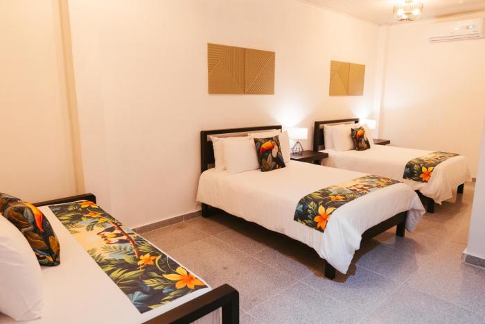 hotel plaza los tucanes