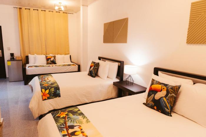 hotel plaza los tucanes