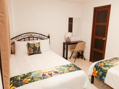 hotel plaza los tucanes