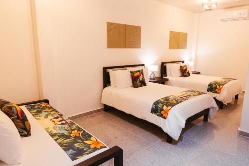 hotel plaza los tucanes