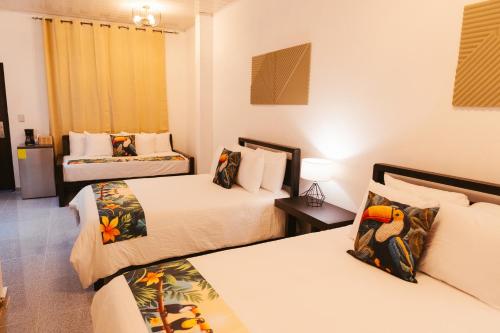 hotel plaza los tucanes