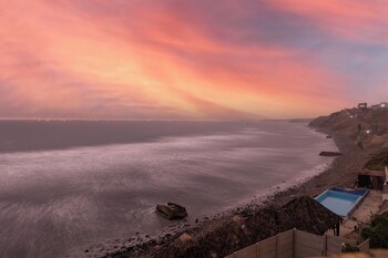 hotel sunset chancay