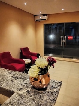 The Colony Residences Hotel And Suites,,3 star