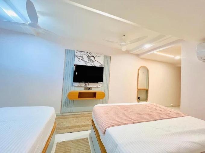 hotel shivaalay