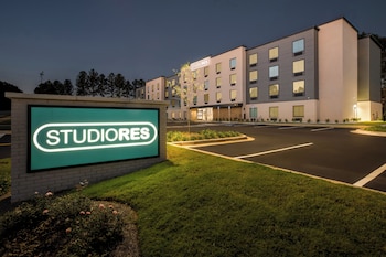 studiores by marriott leland