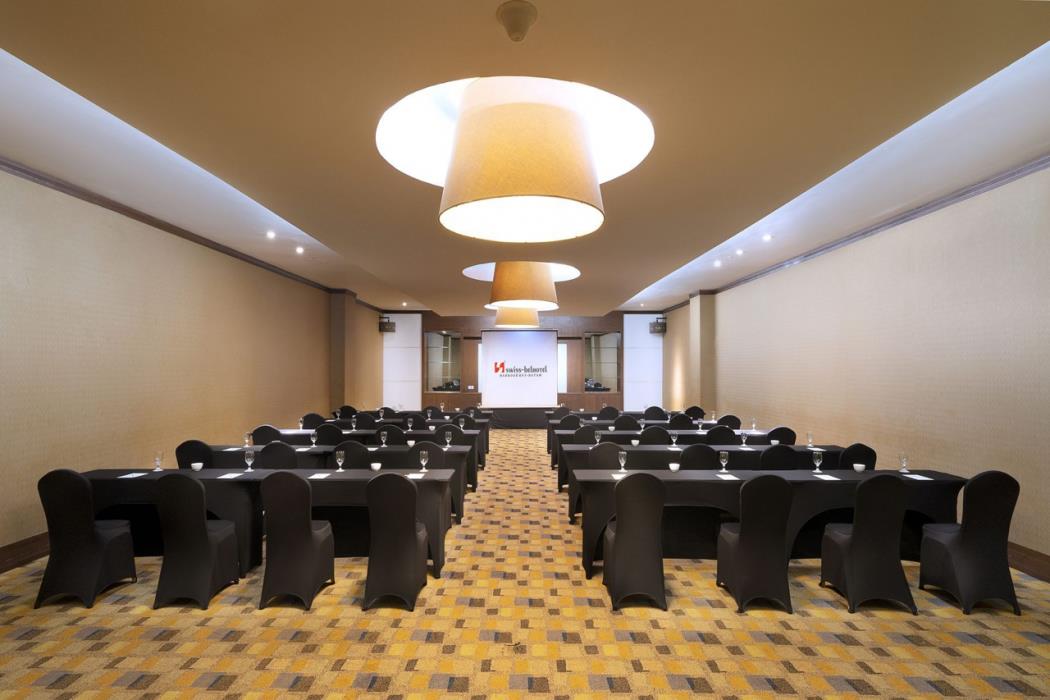 grand swiss belhotel harbour bay