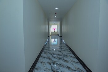 nadya hotel