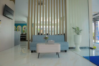 nadya hotel