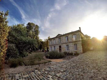 chateau ormes de pez
