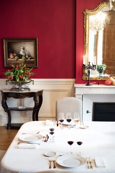 chateau ormes de pez