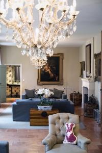 chateau ormes de pez