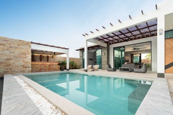 baan don 3 br pool villa near layan
