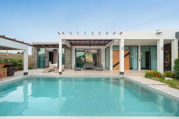baan don 3 br pool villa near layan