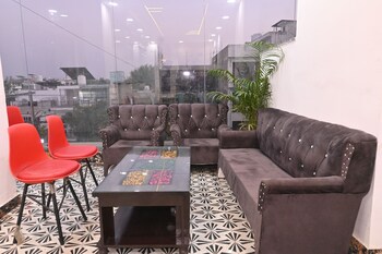 hotel apple tree