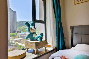 dalian jianan gongguan seaview hotel