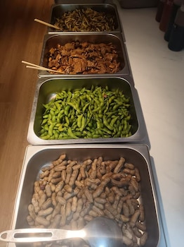 jinglai zhenxuan jiudian