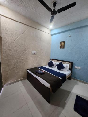 Anaya Guest House & Restaurant Etah,,2 star