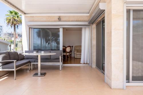 beachfront luxury living limassol