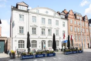 Hotel-Img