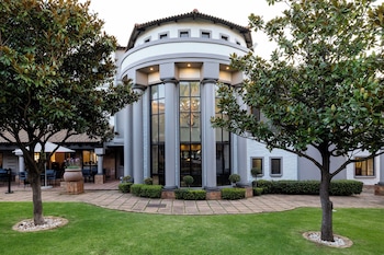 Basdenwood Hotel,,3 star
