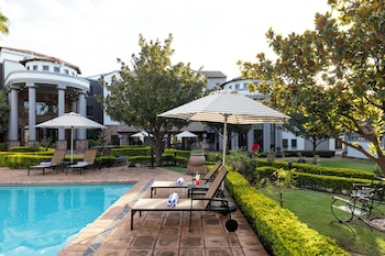 Basdenwood Hotel,,3 star