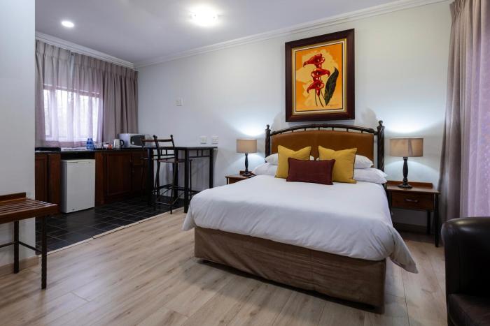 basdenwood hotel