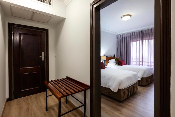 basdenwood hotel