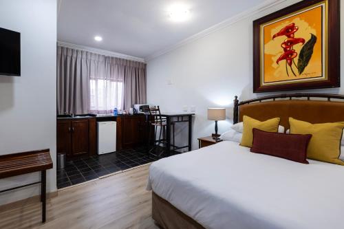 basdenwood hotel