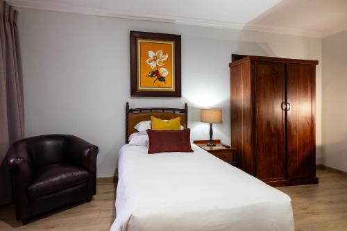 basdenwood hotel