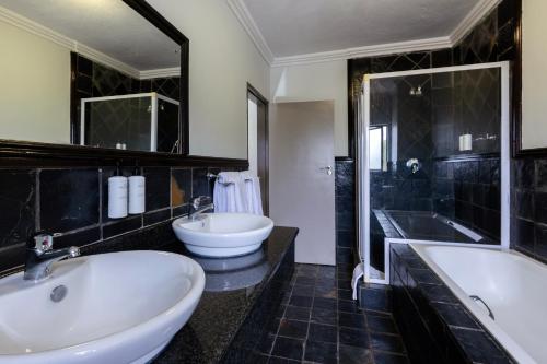 basdenwood hotel