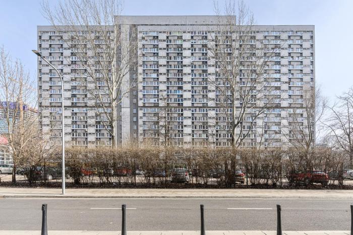 lumina comfy 4 room apartment center