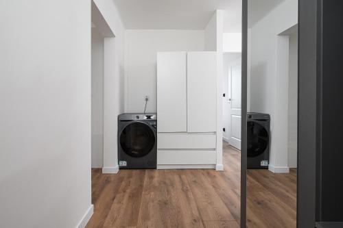 lumina comfy 4 room apartment center