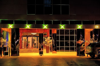 pinnacle castle hotel asaba