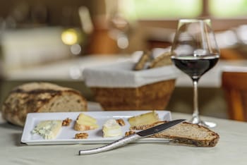 hotel restaurant la lozerette