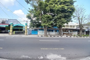 hotel o lowanu stay syariah