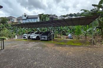 hotel o house of fosil syariah