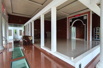 Hotel O House Of Fosil Syariah,,2 star