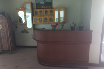 Oyo 95179 Namira Guest House Syariah,,2 star
