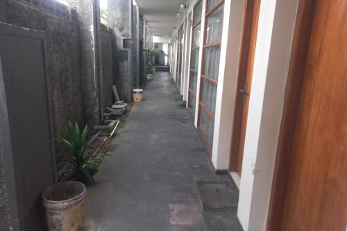 oyo 95179 namira guest house syariah