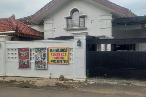 oyo 95179 namira guest house syariah