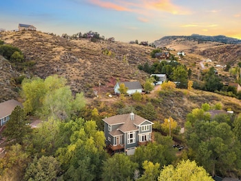 hillside at horsetooth lake and mtn views trails