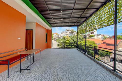 oyo 95180 enshe guest house syariah