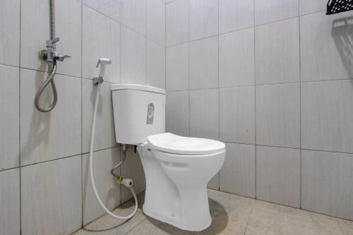 oyo 95180 enshe guest house syariah